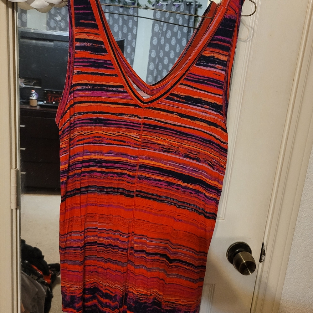 Womens v tank